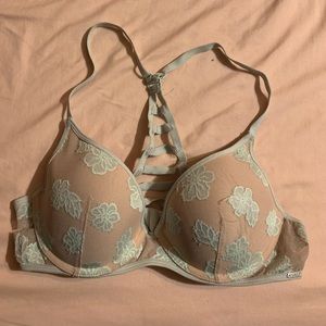 VS Pink Bra ( 36 B )